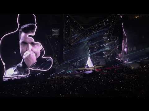 Robbie Williams - Angels - Etihad Stadium 2017 - Tribute to Manchester Attack