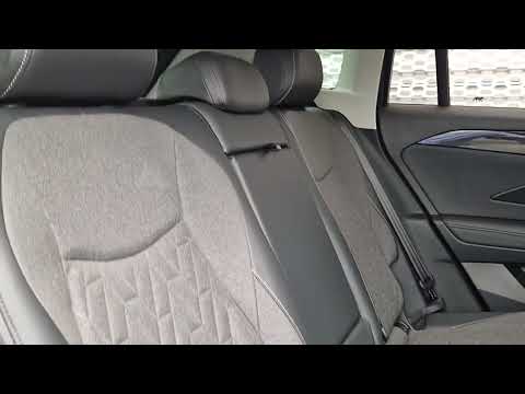 Volkswagen Tiguan Launch Edition 2.0TDI DSG - Image 2