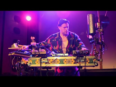 Snackbar the Ambassador | Live performance @WORM Rotterdam