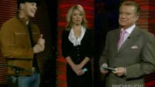 Gavin DeGraw singing Dancing Shoes on Regis &amp; Kelly 3/20/09