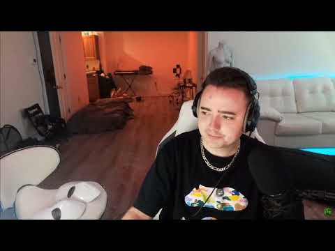 jet neptune shows off his stream deck