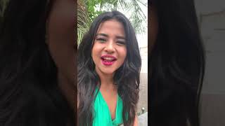 Download lagu Ella es bonita x dentro y x fuera así dice ella mp3