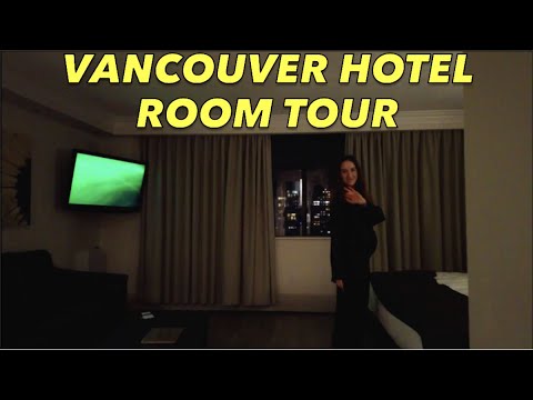 Vancouver Hotel Room Tour - Into The Downtown Century Plaza & Up To Our 14th Floor   Accommodations