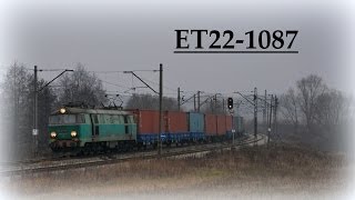 preview picture of video '[ PKP Cargo ] ET22-1087 z expresem kontenerowym @ Toszek Północ. 2012-12-19'