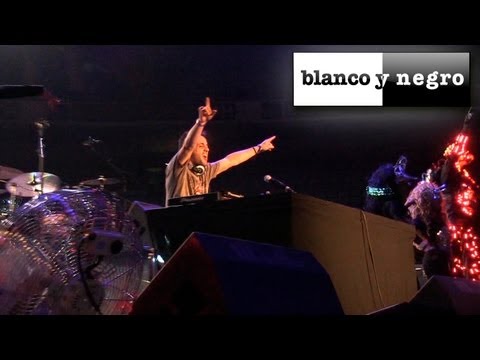 Jonathan Castilla Feat. Estela Martin - Save The World (Official Video)