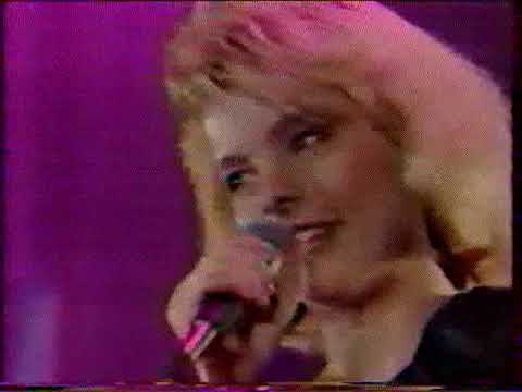 Iveta Bartošová- Útoč láskou(1989)
