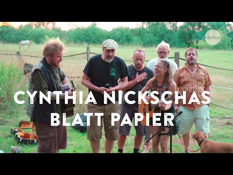 Cynthia Nickschas - Blatt Papier (unplugged@sudwinsenfestivalumsonstun5366 )