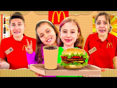 HO APERTO UN MC DONALD'S DI CARTONE IN CASA NELLA VITA REALE PER 24 ORE!📦