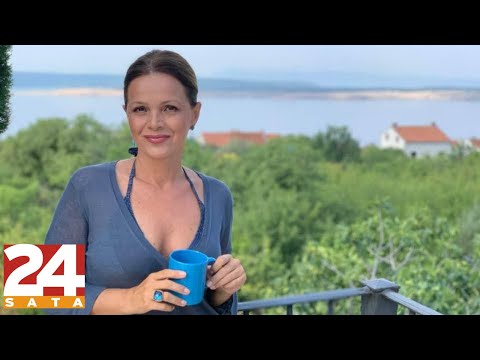 Sandra Bagarić: 'Pjevala sam Lepu Brenu i tad se zaljubila u kazalište' | 24 pitanja