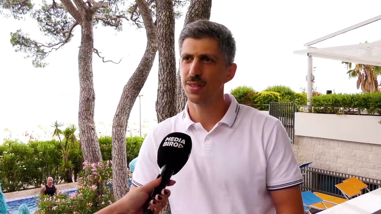 Ljetnja sezona u HN:Menadžer hotela Park, Vlado Popović