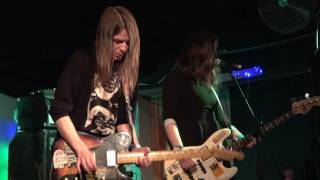 Johnny Foreigner - With Who, Who and What I've Got (live at The Marrs Bar, Worcester - 25/10/16)