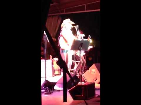 Dwight Yoakam Live- 11/22/2013