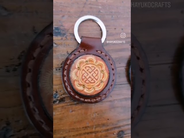 Vídeo relacionado con H-Customs Llavero de metal plateado con símbolo de nudo celta, plata, Talla única