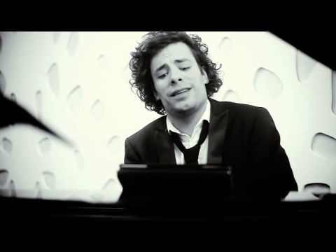 The Triplicats -  Oops I did it again