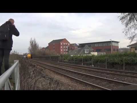 ** NEW ** DRS BR 37402 Passing Swalwell Foot Crossing