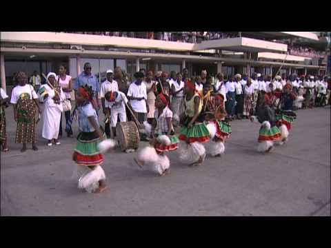 Golden Jubilee - Mawlana Hazar Imam arrives in Mozambique : TheIsmaili.org