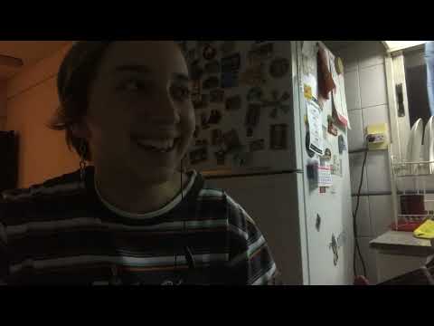 abril de mariana froes.... me quise tirar un solo jajjaj me salio maso pero bueno me divierto