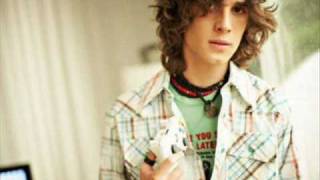 Diego Gonzales -  Responde