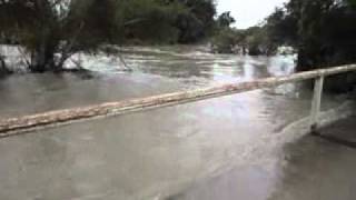 preview picture of video 'Jopoy, inundacion julio de 2011'