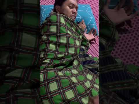 lagi-tidur-disuruh-pindah-ke-kasur