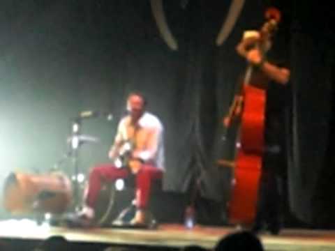 Pouca Vogal - Na paz e na pressão