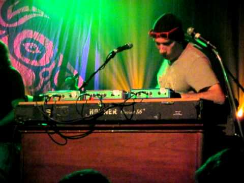 Gov't Mule - Danny Louis keyboard solo - Seattle October 2010