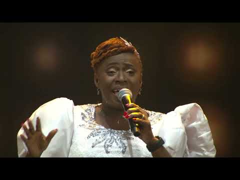 Geneviève Brou - HOSANNA