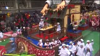 Idina Menzel - Macy's Thanksgiving Day Parade - 2014
