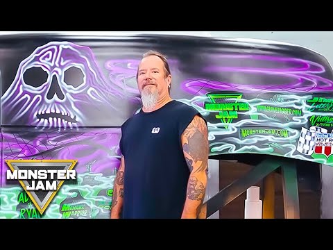 Grave Digger Custom Monster Jam Paint Job TIMELAPSE | Monster Jam