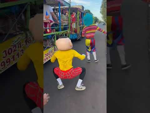 super pulo😱 #carretafuracao #fofão #carretadaalegria #mortal #viralshort #dança #trenzinho
