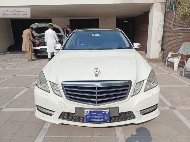 Mercedes Benz E Class E200 2012 Mercedes Benz E Class E200 2012 Video
