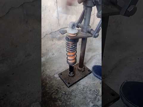 Bajaj Platina Rear Shocker Repairing #shock #shockerrepair #automobile