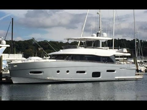 2019 Azimut Magellano 66 Yacht For Sale at MarineMax Huntington, NY