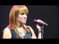 Reba McEntire - Fallin' Out Of Love