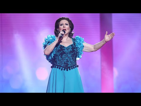 Loles León imita a Marifé de Triana en 'La luna y el toro' - Tu Cara Me Suena