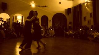 Pablo Inza y Noelia Hurtado Esibizione 3 - Milonga Brava Genova.mp4