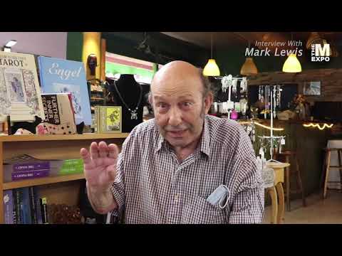 Mark Lewis Magician-Toronto video.