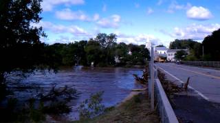 preview picture of video 'Schoharie Creek Flood 2011 8-29-11- Esperance 1'