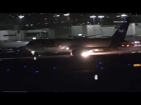 FedEx Airplane Performs Emergency Landing | WORST Airplane CRASH COMPILATION | AUGUST 2020 #2