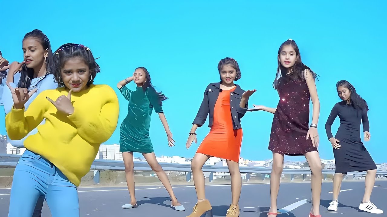 #viral Tukur Tukur Na Dekh Guiya || Singer Shalini Dubey || New Nagpuri Dance Video 2023 ||
