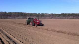 preview picture of video 'Planting the potatoes (Spring 2014)'