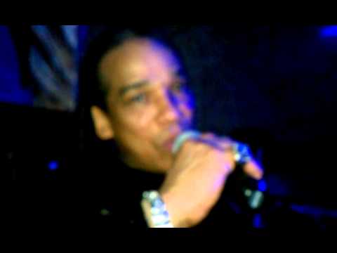 TONY MEDINA EN INOCENTE LOUNGE