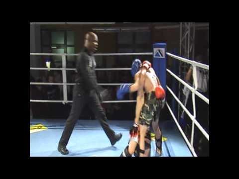 Max Muschalik beim Duisburger Muay Thai Championchip - www.muay-thai-duisburg.de