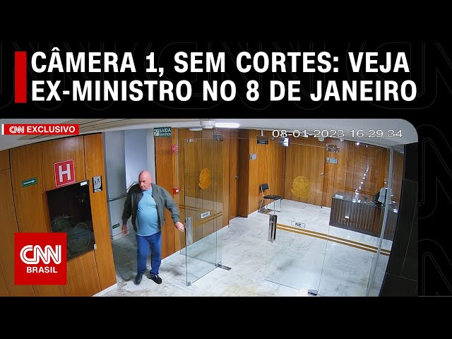 Veja imagens sem cortes do ex-ministro do GSI nos ataques ao Planalto em 8/1 - Câmera 1 | CNN BRASIL