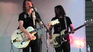 Luke Doucet and Melissa McClelland 8 Cleveland 060311 Goshen.m4v