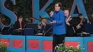 Lasse Berghagen - Stockholm i mitt hjärta och Inte bara drömmar (Allsång på Skansen)