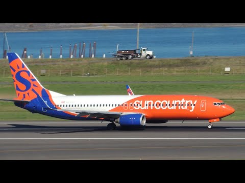 Sun Country Boeing 737-800 [N830SY] takeoff from PDX