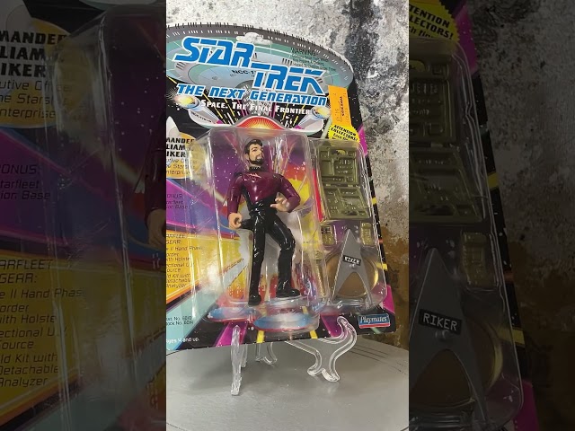 Vídeo relacionado con BANDAI Figura de acción William Thomas Will Riker - Star Trek: La próxima generación P63063, BAN63063