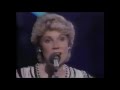Anne Murray - Wintery Feeling "live"
