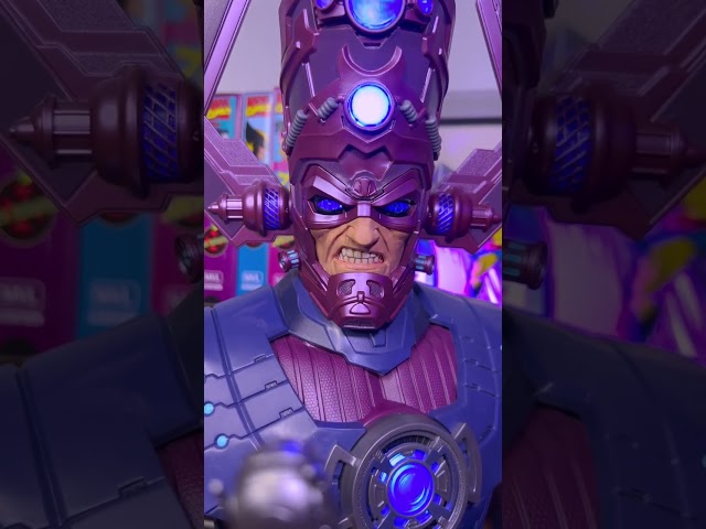 Vídeo relacionado con Marvel, diseño de Ant-Man y el Wasp Ant-Man Sudadera